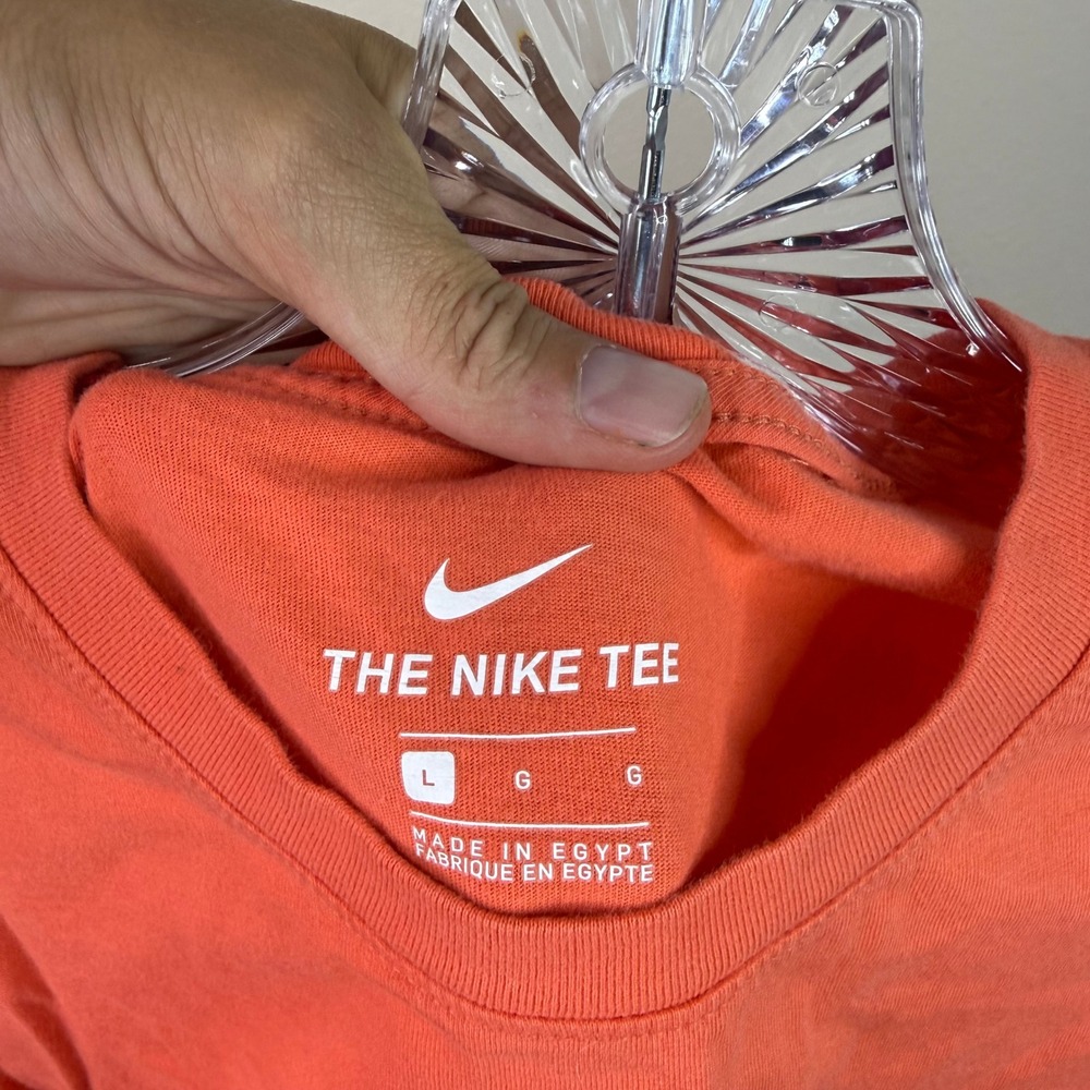 Nike T-Shirt Mens Large Orange Graphic Swoosh Logo Short Sleeve Cotton Tee FLAW - Picture 5 of 6